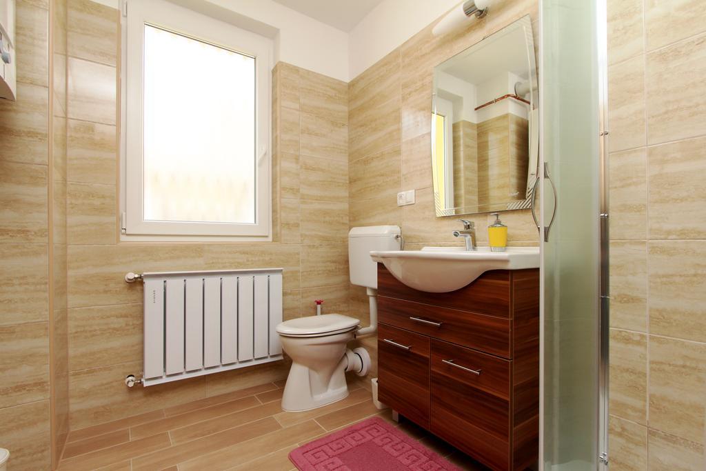 Bodo Park Apartment Heviz Room photo