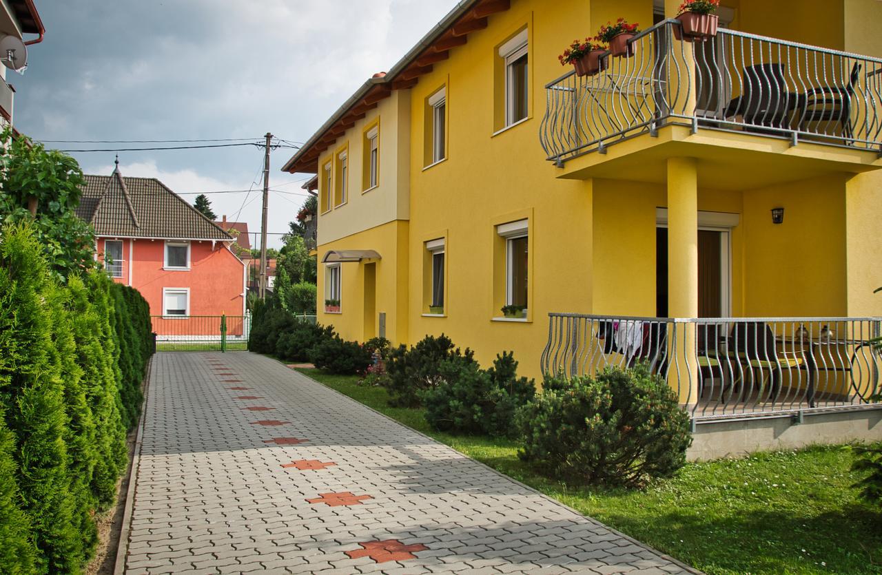 Bodo Park Apartment Heviz Exterior photo